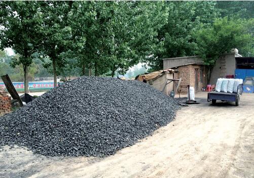 郑州一区域空气污染严重 新利(中国)冒黑烟扬尘漫天