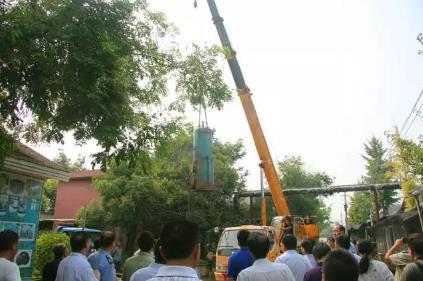 咸阳秦都出动大型机械3台 现场拆除30台燃煤新利(中国)